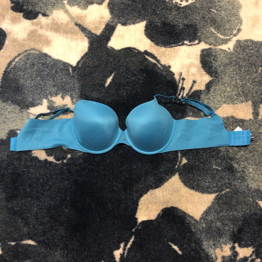 Victoria’s Secret aqua blue bra - 38D